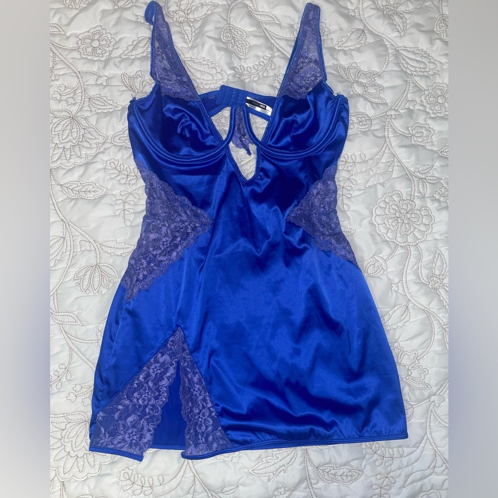 Fashion Nova Satin Blue lingerie
